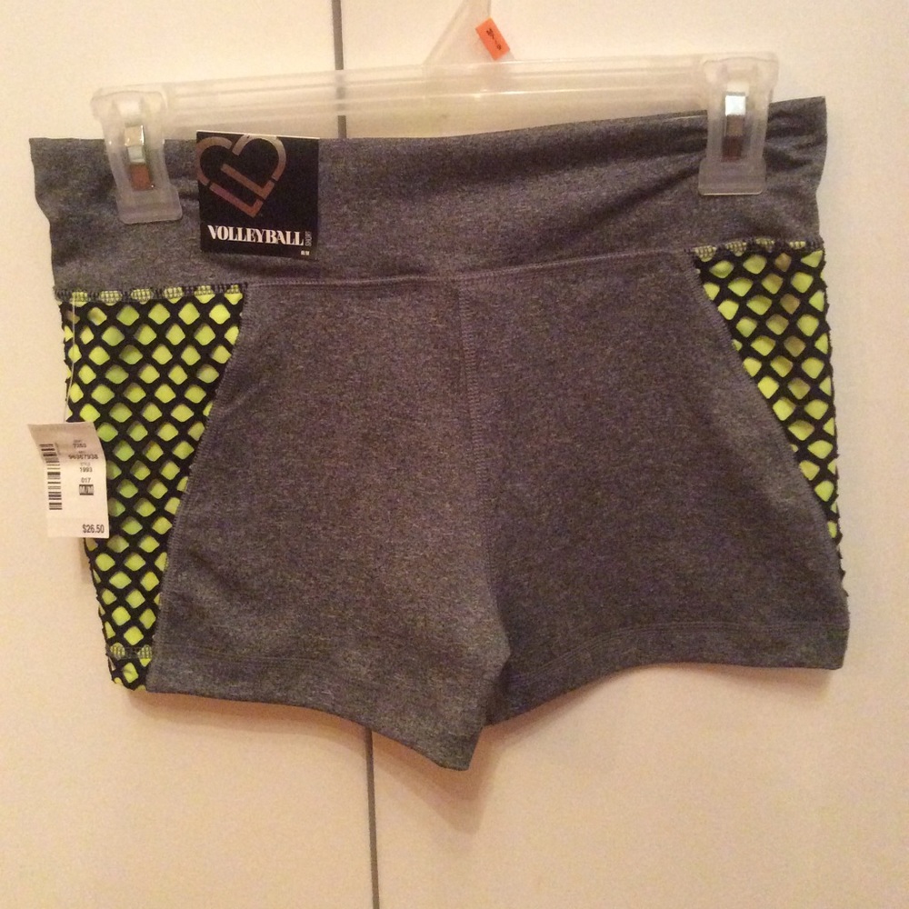 NWT yoga/volleyball shorts